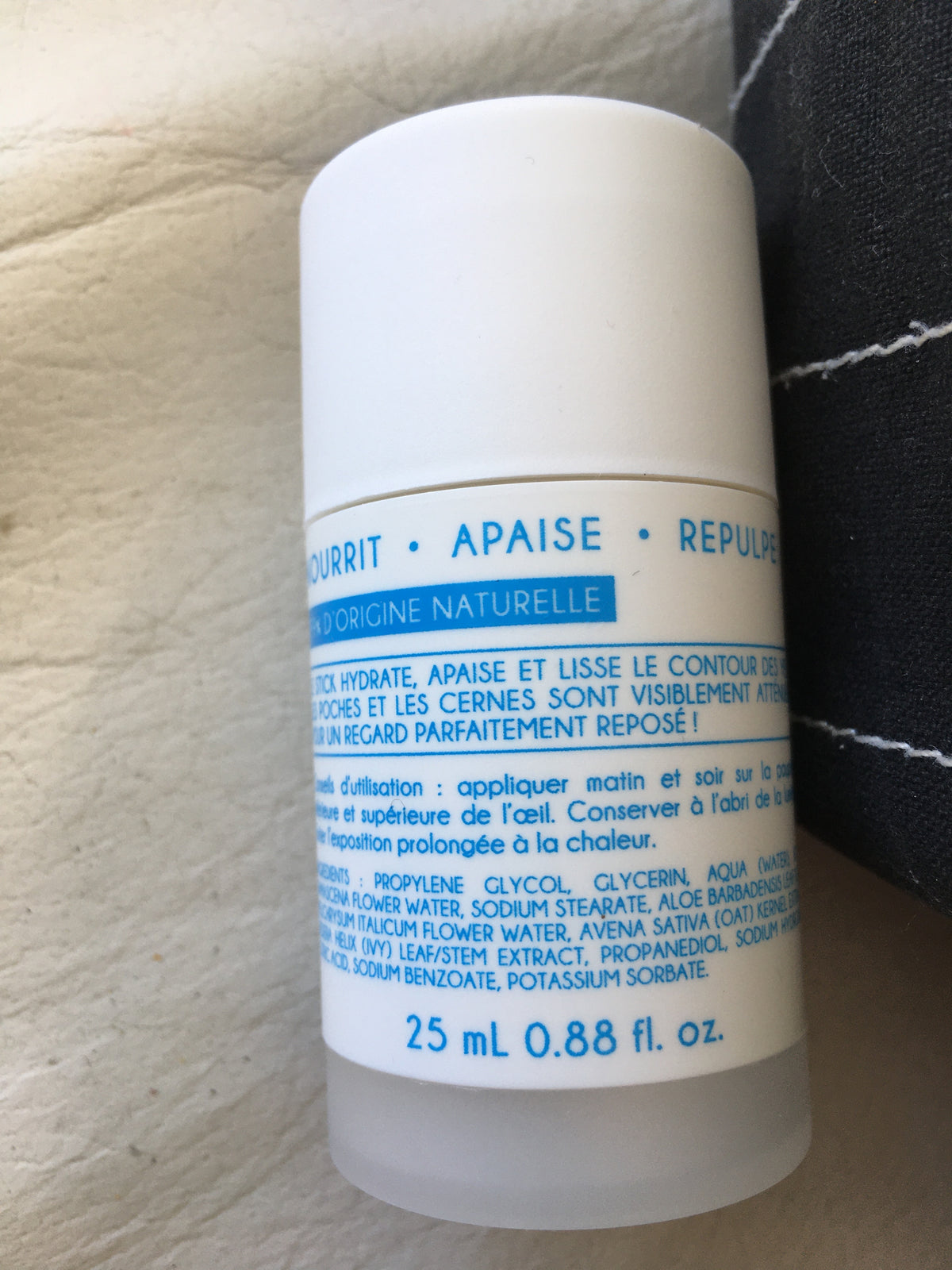 La Rosée Contour Des Yeux Défatigant Stick 15 Ml (3)