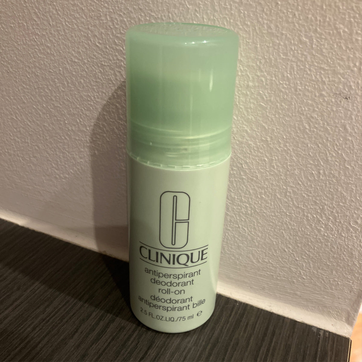 Clinique Antiperspirant Deodorant Roll On 75ml (4)